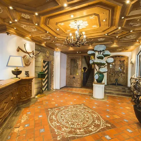 Hotel Zur Tenne Kitzbühel