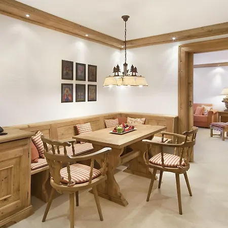 Zur Tenne 4* Кицбюэль