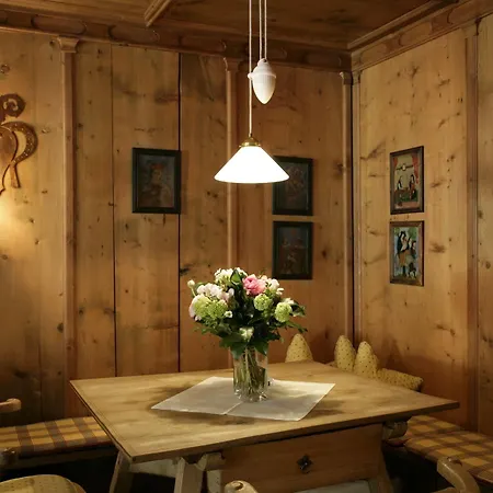 Zur Tenne Отель