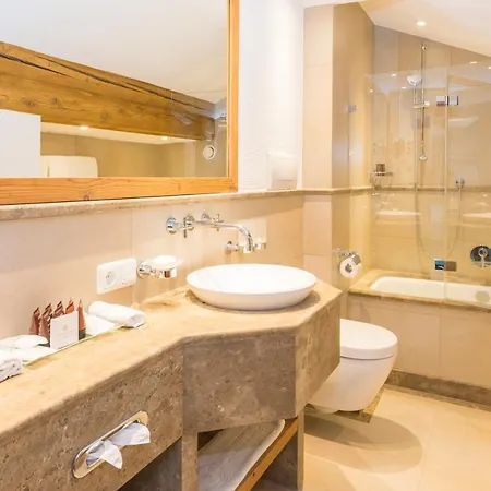 Отель Zur Tenne 4*