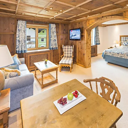 Zur Tenne Отель